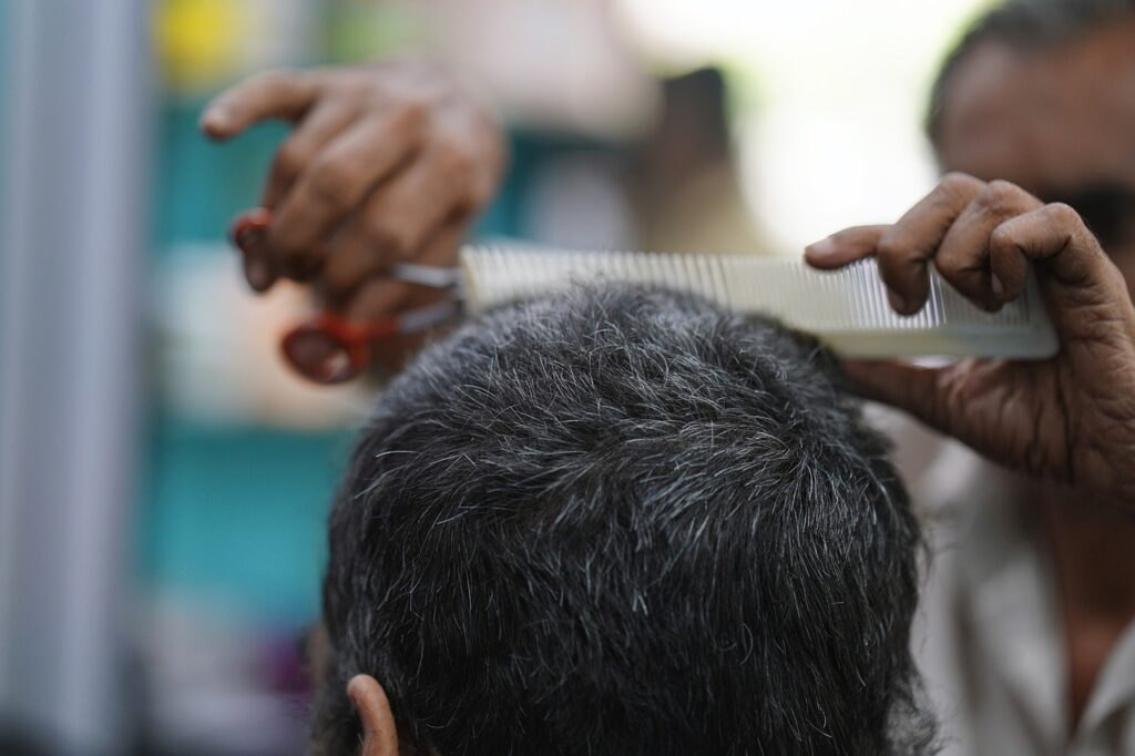 hairdresser, hairstyle, cutting hair-3572051.jpg